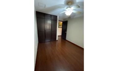 CONDADO DEL REY / REMODELADA / 3 HABITACIONES / 157m2 / 2 NIVELES