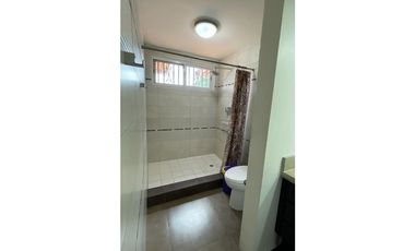 CONDADO DEL REY / REMODELADA / 3 HABITACIONES / 157m2 / 2 NIVELES