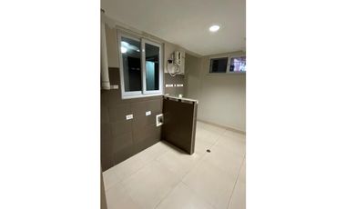 CONDADO DEL REY / REMODELADA / 3 HABITACIONES / 157m2 / 2 NIVELES