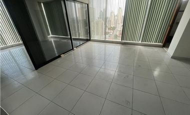 OFICINA / MARBELLA / TORRE PLAZA BANCO GENERAL / 350m2 / CON DIVISION
