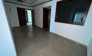 OFICINA / MARBELLA / TORRE PLAZA BANCO GENERAL / 514m2 / VISTA AL MAR