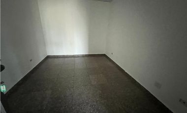OFICINA / CALLE 50 / PH GLOBAL PLAZA / 358m2 / CON DIVISIONES