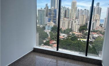 OFICINA / CALLE 50 / PH GLOBAL PLAZA / 358m2 / CON DIVISIONES