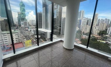 OFICINA / CALLE 50 / PH GLOBAL PLAZA / 358m2 / CON DIVISIONES
