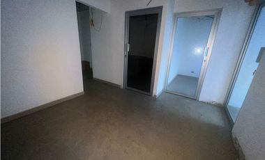 OFICINA / CALLE 50 / PH GLOBAL PLAZA / 358m2 / CON DIVISIONES