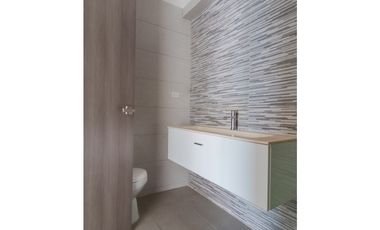 Venta: Apartamento en Pueblo Nuevo, P.H. Loma Vista Tower