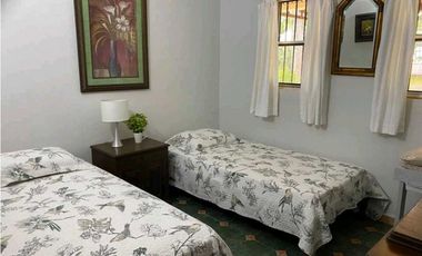VENTA CASA EN  CERRO AZUL