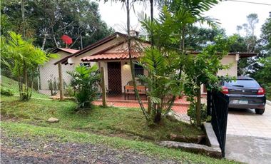 VENTA CASA EN  CERRO AZUL