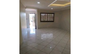 VENDO CASA EN ARRAIJAN EN VILLAS EL CARRIZAL