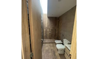 CASA EN VENTA  COSTA ESMERALDA -RESIDENCIAL I-280