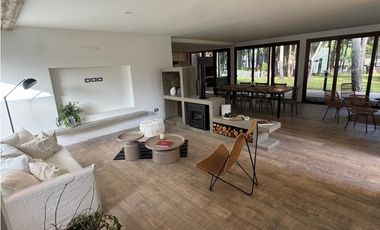 CASA EN VENTA  COSTA ESMERALDA -RESIDENCIAL I-280