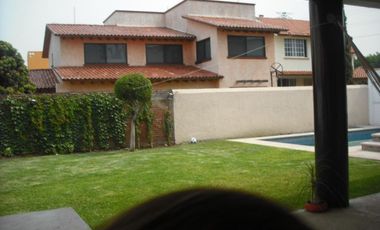 Casa en Fraccionamiento en Kloster Sumiya Jiutepec - CRB-1223-Fr