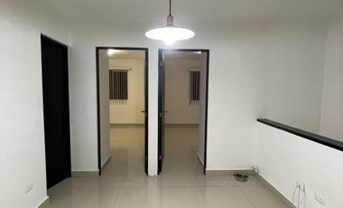 CASA EN RENTA CON ALBERCA EN CUMBRES MONTENOVA  - GARCIA NL.