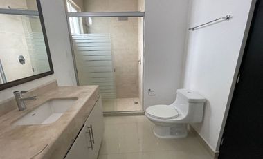 CASA EN RENTA CON ALBERCA EN CUMBRES MONTENOVA  - GARCIA NL.