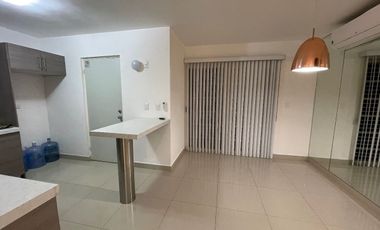 CASA EN RENTA CON ALBERCA EN CUMBRES MONTENOVA  - GARCIA NL.