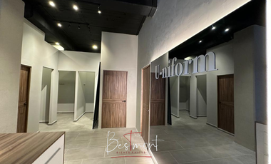 Venta de local con Inquilino (U-niform), Zavaleta Center