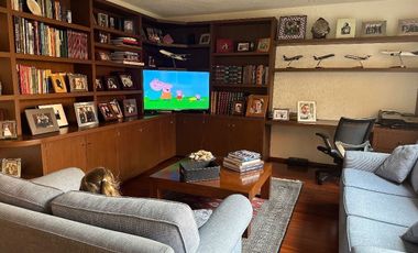 Lomas Hipódromo  hermosa casa en calle cerrada