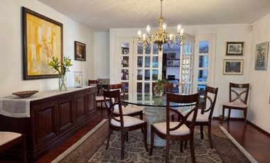 Lomas Hipódromo  hermosa casa en calle cerrada