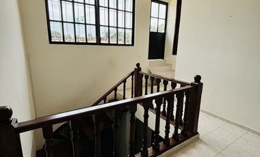 Casa en venta en el corazón de Fracc. Coapexpan- Doble habitación en planta baja