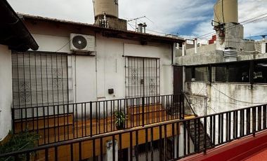 Casa para 2 Familias en venta en Moron Sur