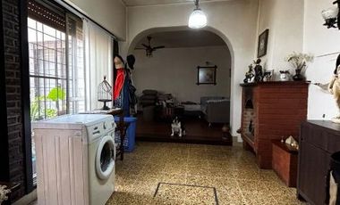 Casa para 2 Familias en venta en Moron Sur
