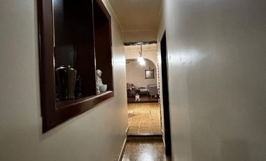 Casa para 2 Familias en venta en Moron Sur