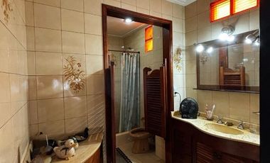 Casa para 2 Familias en venta en Moron Sur