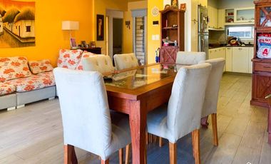 Casa PH en venta en Barrio Luna