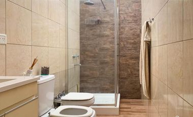 Casa PH en venta en Barrio Luna