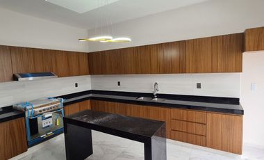 Casa en VENTA en Fracc PALMAS