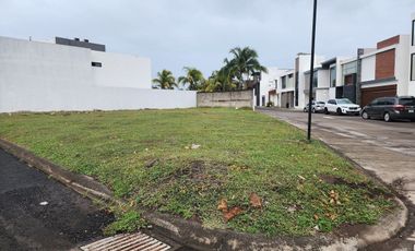 Terreno en Venta de 246 m2 Fraccionamiento Lomas Diamante