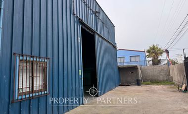 ¡Excelente Oportunidad de Arriendo! Galpón Comercial en Barrio Industrial