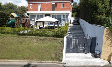 Casa en Venta Ubicado en Sabaneta Codigo 1998