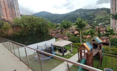 Casa en Venta Ubicado en Sabaneta Codigo 1998