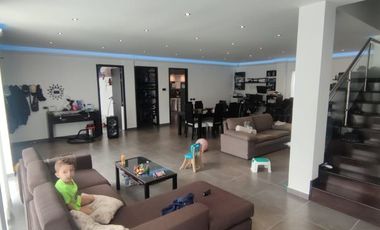 Casa en Venta Ubicado en Sabaneta Codigo 1998