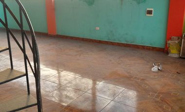 En Venta Local Comercial de 4 pisos en  San Martin