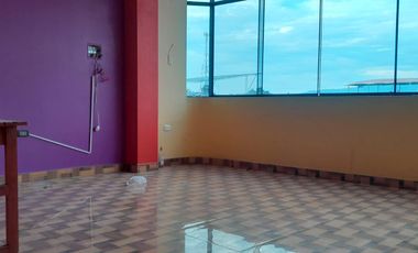En Venta Local Comercial de 4 pisos en  San Martin