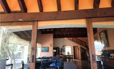 Casa en Renta en Avandaro con Vista al Lago