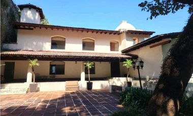 Casa en Renta en Avandaro con Vista al Lago
