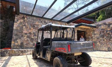 Residencia en Venta en Avandaro Dentro de Exclusivo Fraccionamiento.