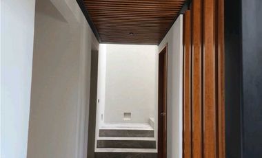 CASA EN VENTA EN AVANDARO DENTRO DE FRACCIONMIENTO