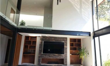 CASA EN VENTA EN AVANDARO DENTRO DE FRACCIONMIENTO