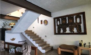 Casa en renta en Valle de Bravo con Vista al Lago