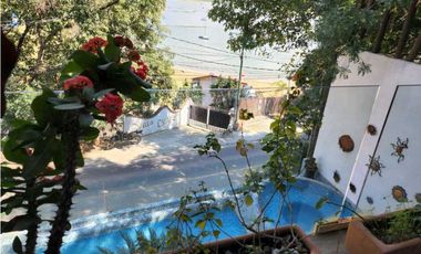 Casa en renta en Valle de Bravo con Vista al Lago