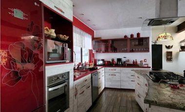 Casa en renta en Valle de Bravo con Vista al Lago