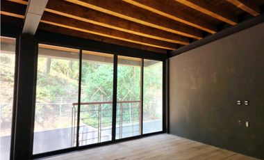 Residencia en Venta Cerca Del Centro de Avándaro