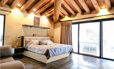 RESIDENCIA CAMPESTRE DE LUJO EN VENTA EN VALLE DE BRAVO