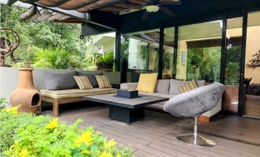 RESIDENCIA CAMPESTRE DE LUJO EN VENTA EN VALLE DE BRAVO