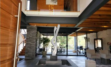 Casa en renta en Valle de Bravo zona de Avandaro