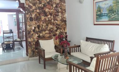 VENDO CASA SANTA MARTA - BARRIO EL JARDIN